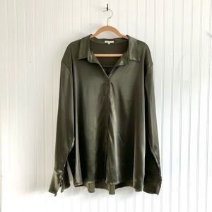 REMI x REVOLVE Silky Collared Blouse